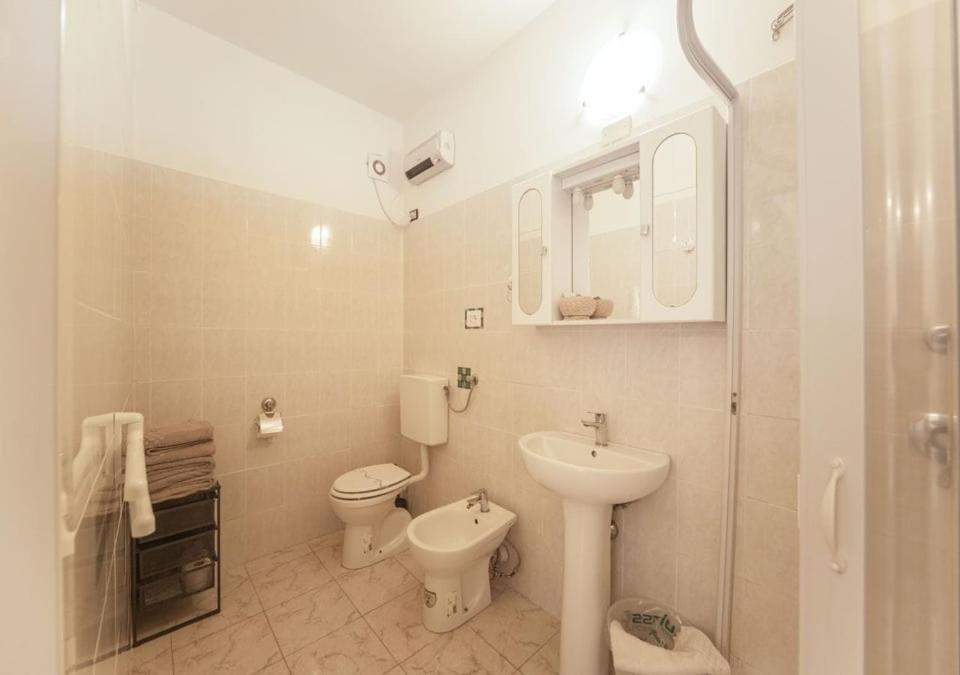 Albergo Luisss Grosseto Esterno foto